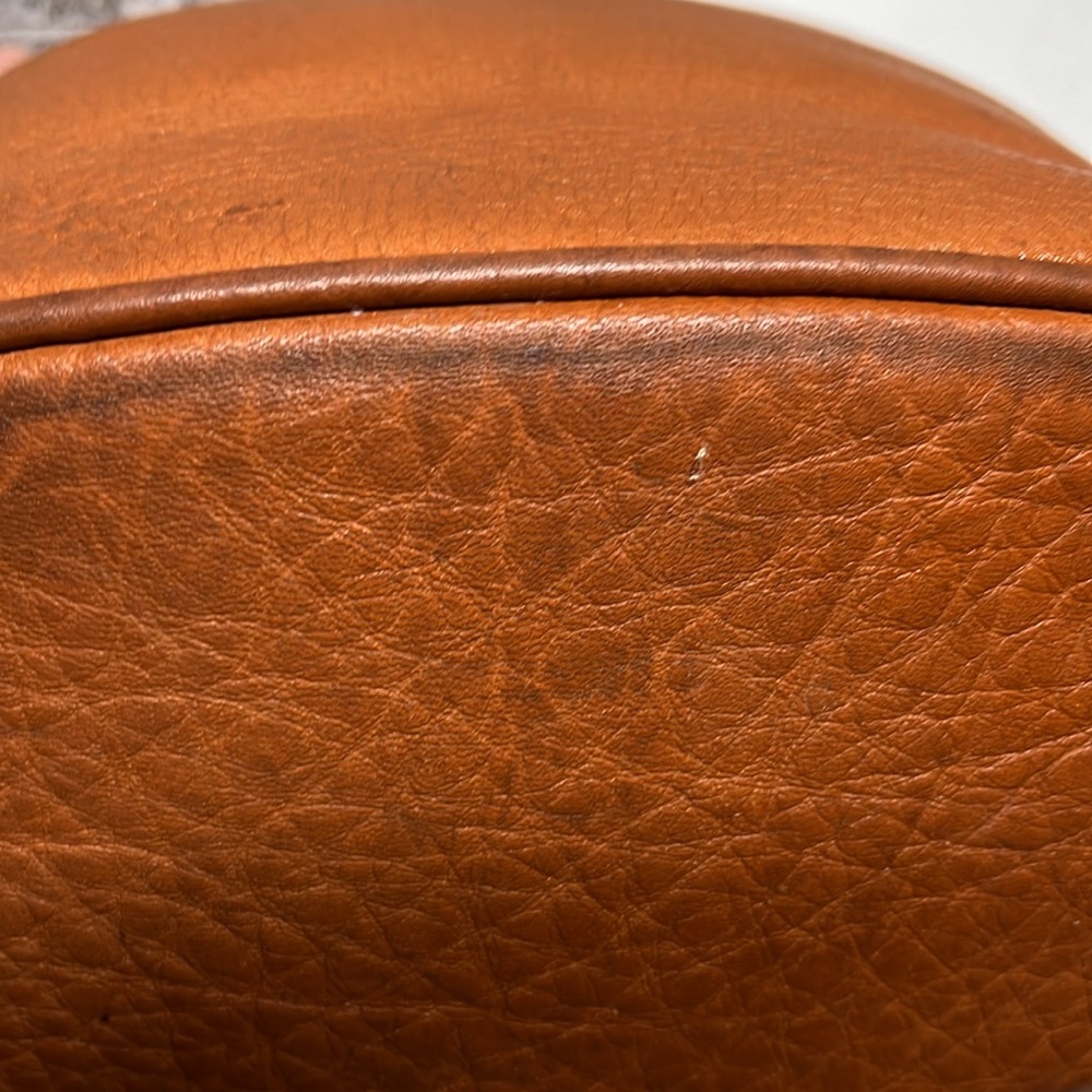 Coach Vintage Tan Leather Sonoma Bucket
Bag Style 4907 - Picture 8 of 14